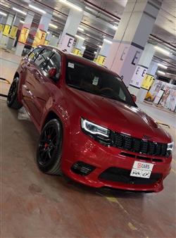 جیپ گراند شیرۆکی